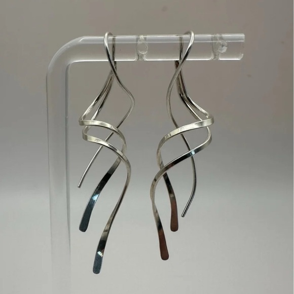 Modern Sculptural Silver Spiral Dangle Earrings- Lightweight Statement Pre-owned - Picture 3 of 11